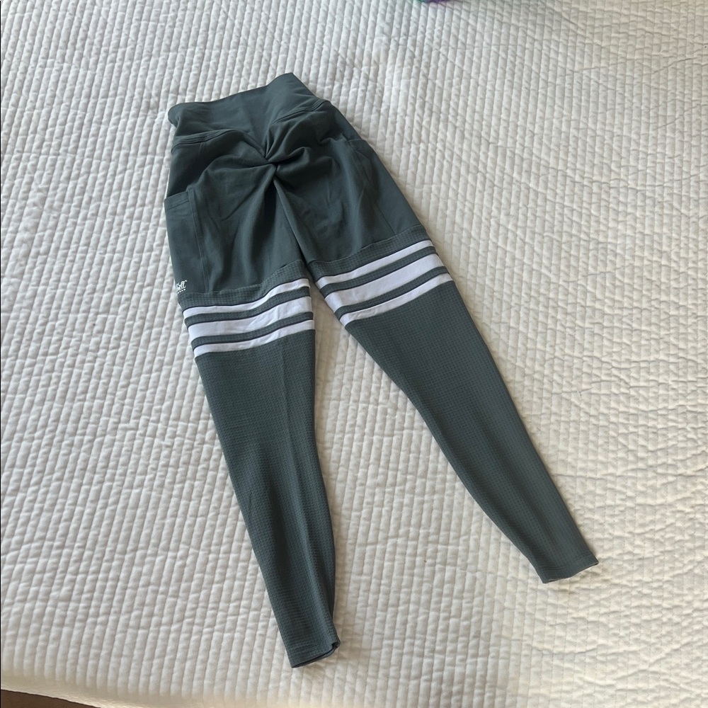 Bombshell Sportswear Black Leggings with White Stripe Detail - Picture 4 of 4